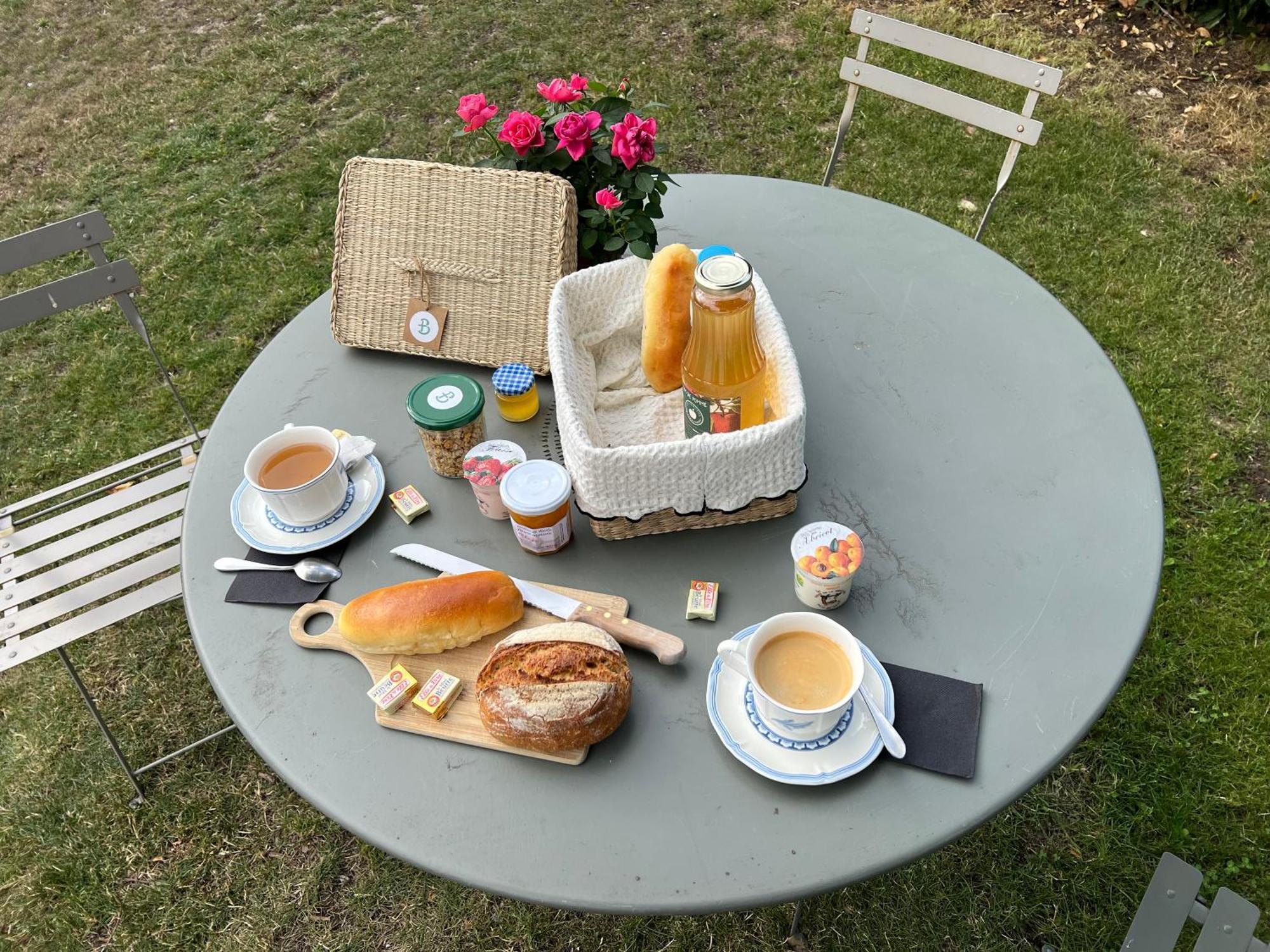 Paddock Prestige By La Boite En Plus Chantilly Zewnętrze zdjęcie